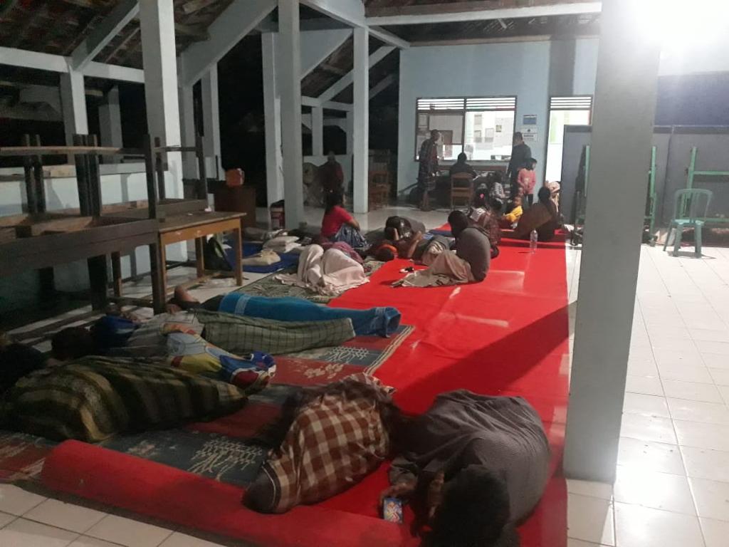 Kondisi pengungsian warga terdampak banjir di Kabupaten Purworejo, Jawa Tengah, Rabu (16/3). (BPBD Kabupaten Purworejo)