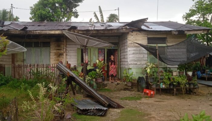 Fenomena Angin Kencang Landa Aceh Timur, 14 Rumah Rusak